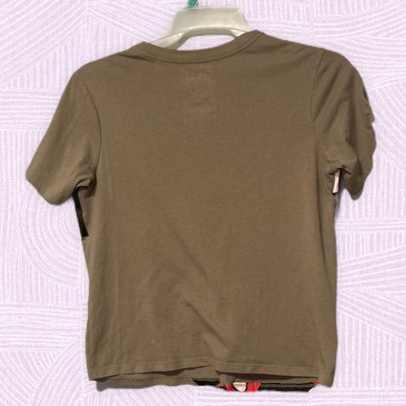 Mickey & Minnie Green Crewneck Tee in a size Medium - Picture 5 of 6